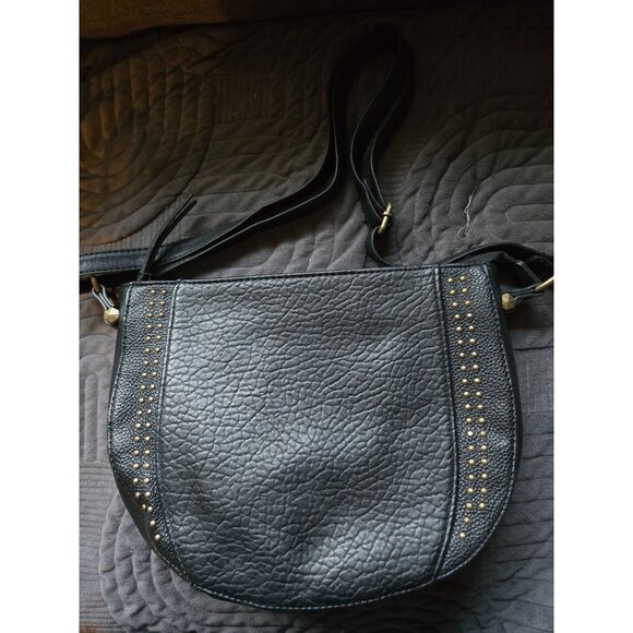 Jessica Simpson Black Pebbled Faux Leather Crossbody Bag With Gold Stud Accents - Picture 1 of 7